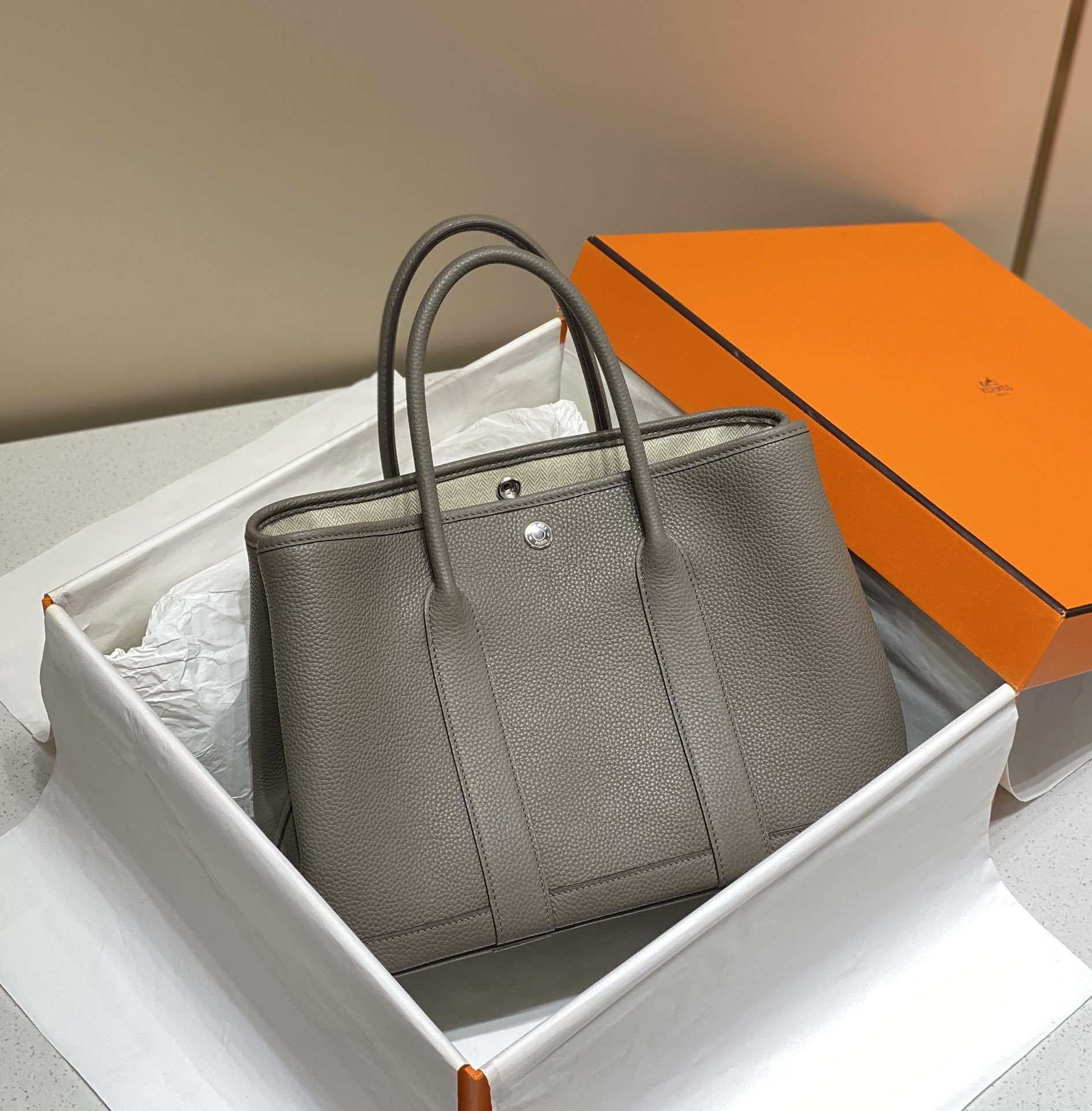 Hermes Light Dark Clemence Garden Party 30cm Bag H239046
