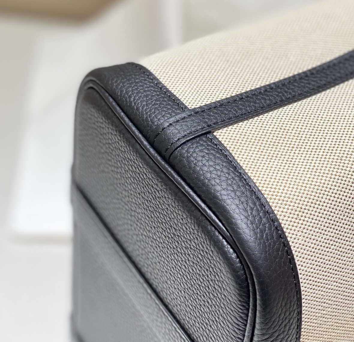 Hermes Beige Canvas and Black leather Garden Party 30cm Bag H239051