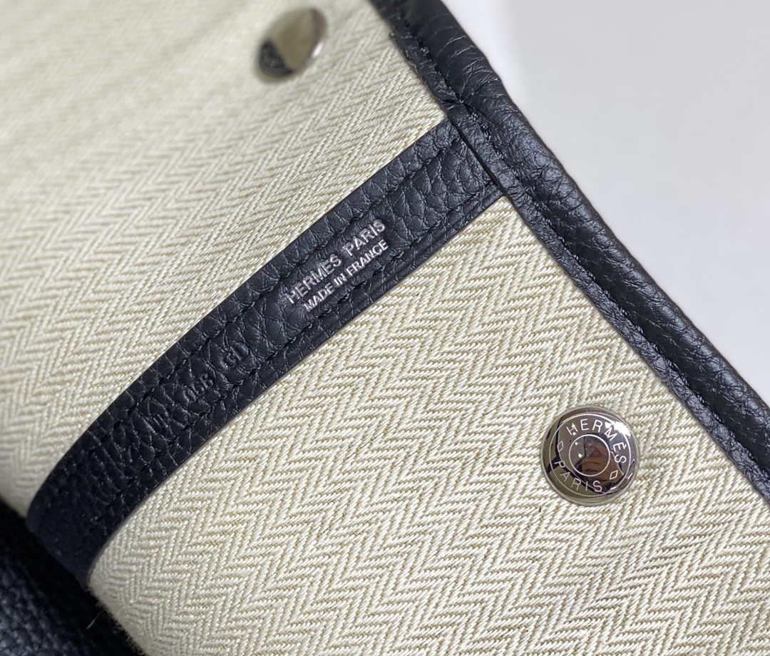 Hermes Beige Canvas and Black leather Garden Party 30cm Bag H239051