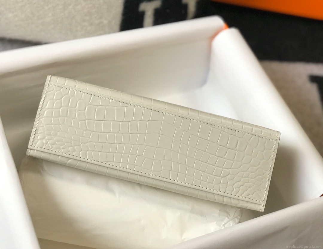 Hermes Mini Kelly Pouchette Crocodile Leather H230239 White