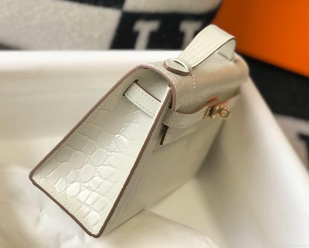 Hermes Mini Kelly Pouchette Crocodile Leather H230239 White