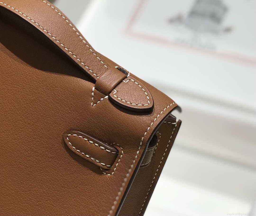 Hermes Kelly Pouchette Swift Leather clutch bag Gold H230265