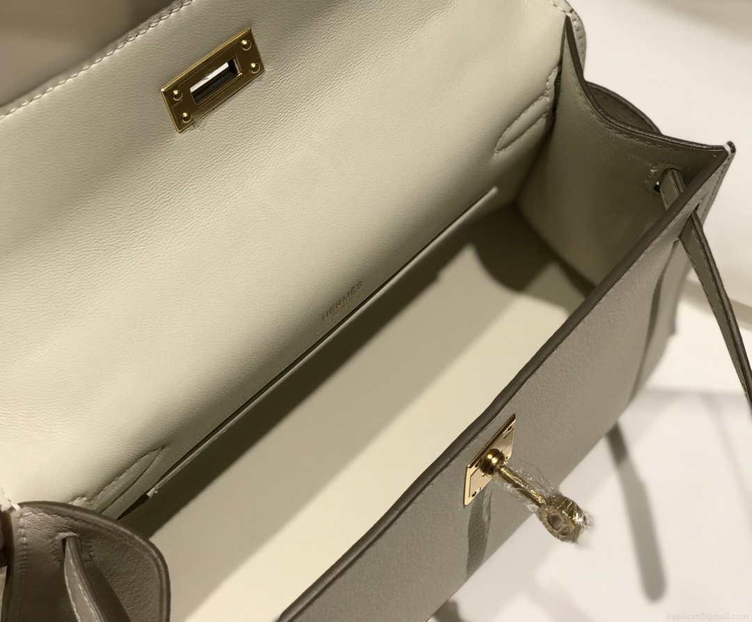 Hermes Kelly Pouchette Swift Leather clutch bag Gold H230266