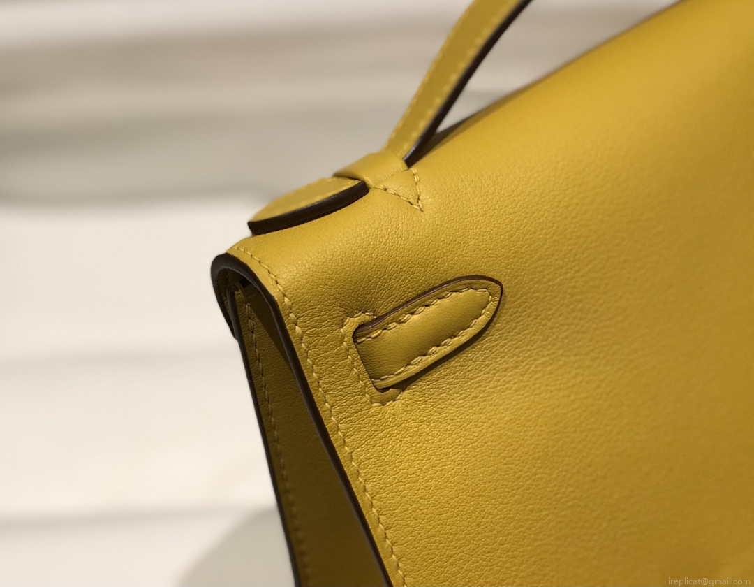 Hermes Kelly Pouchette Swift Leather clutch bag Gold H230269