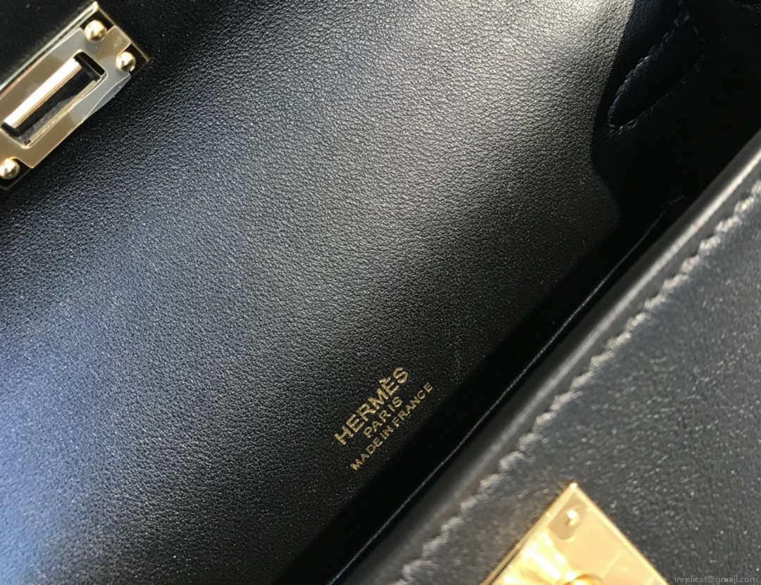 Hermes Kelly Pouchette Swift Leather clutch bag Gold H230270