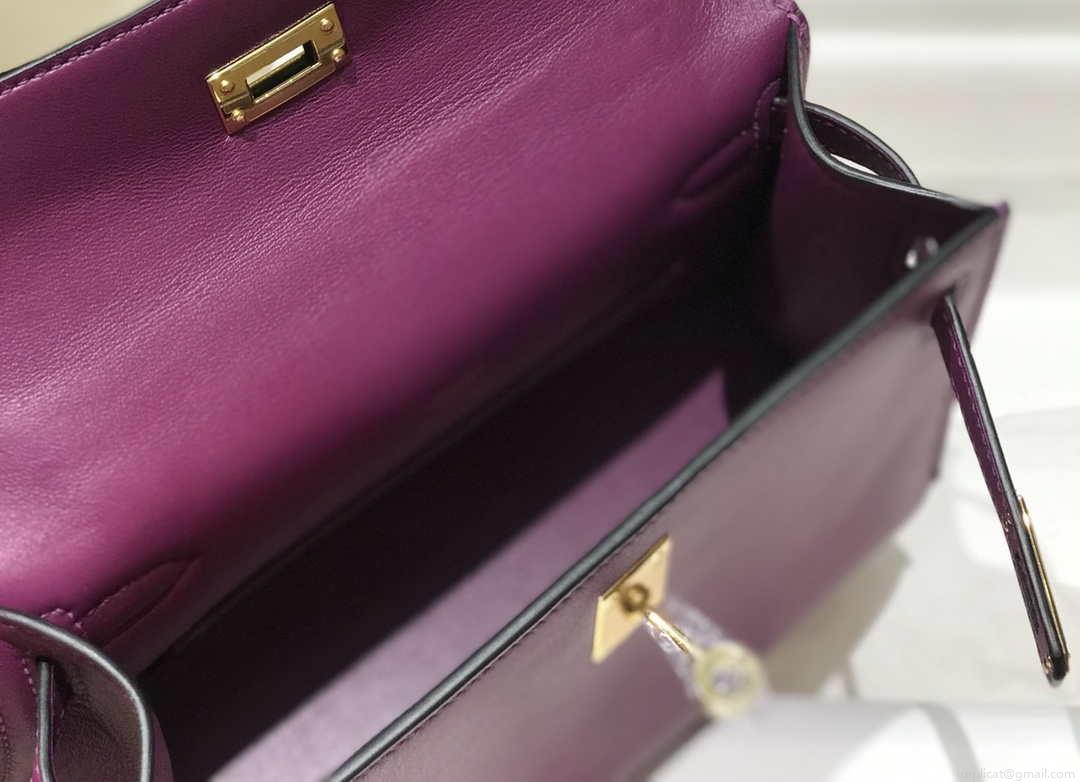 Hermes Kelly Pouchette Swift Leather clutch bag Gold H230273