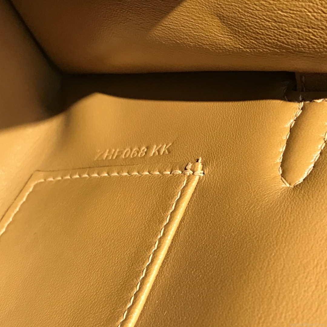 Hermes Kelly Pouchette Swift Leather clutch bag Silver H230264