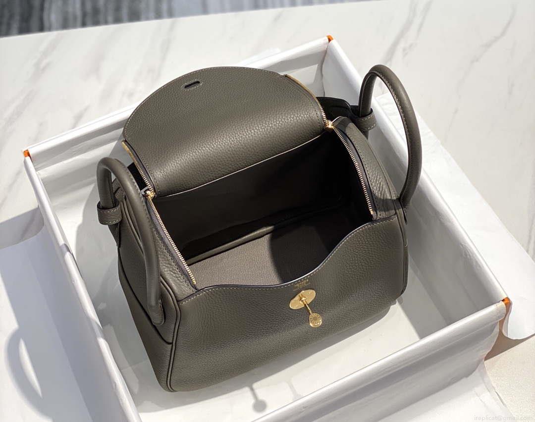 Hermes H073428 Lindy Bag 26 30 H231951
