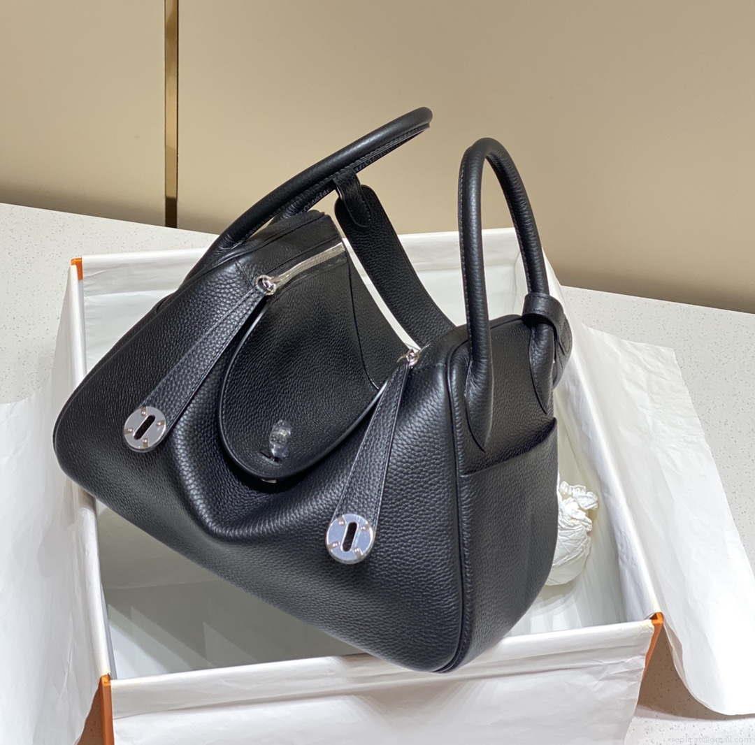 Hermes H073428 Lindy Bag 26 30 H231959