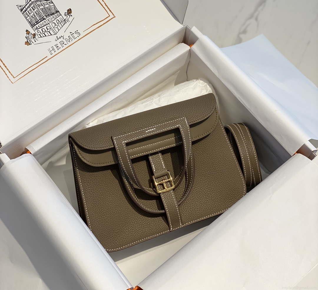 Hermes halzan clemence stamp B Gold H98808