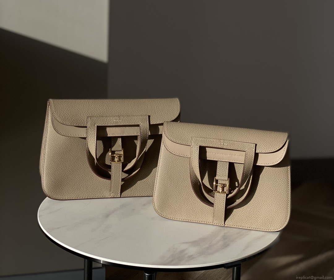 Hermes halzan clemence stamp B Gold H98811