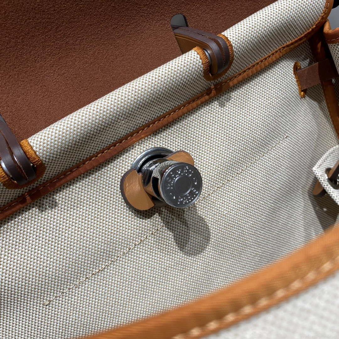 Hermes H084076CKAD A Dos Zip Retourne Herbag Backpack Toile Vache Hunter Ebene H60065