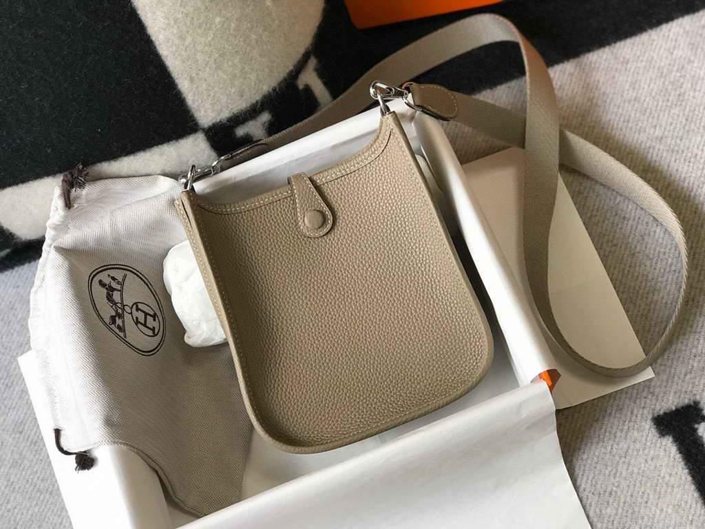 Hermes Evelyne Bag Hermes Mini Crossbody Bag 20403 Silver Buckle Kakhi