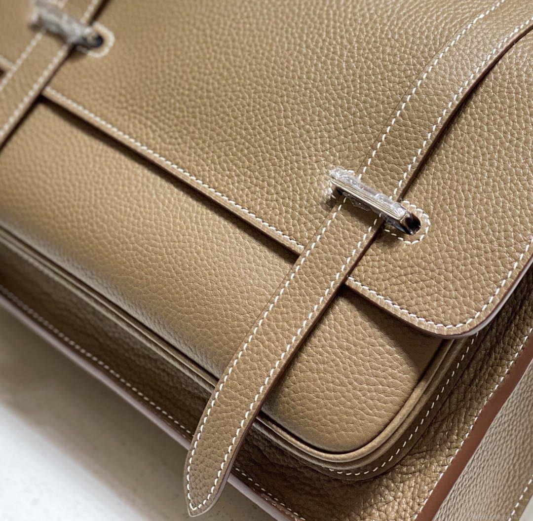 Hermes H074774CK37 Steve light messenger bag Elephant gray