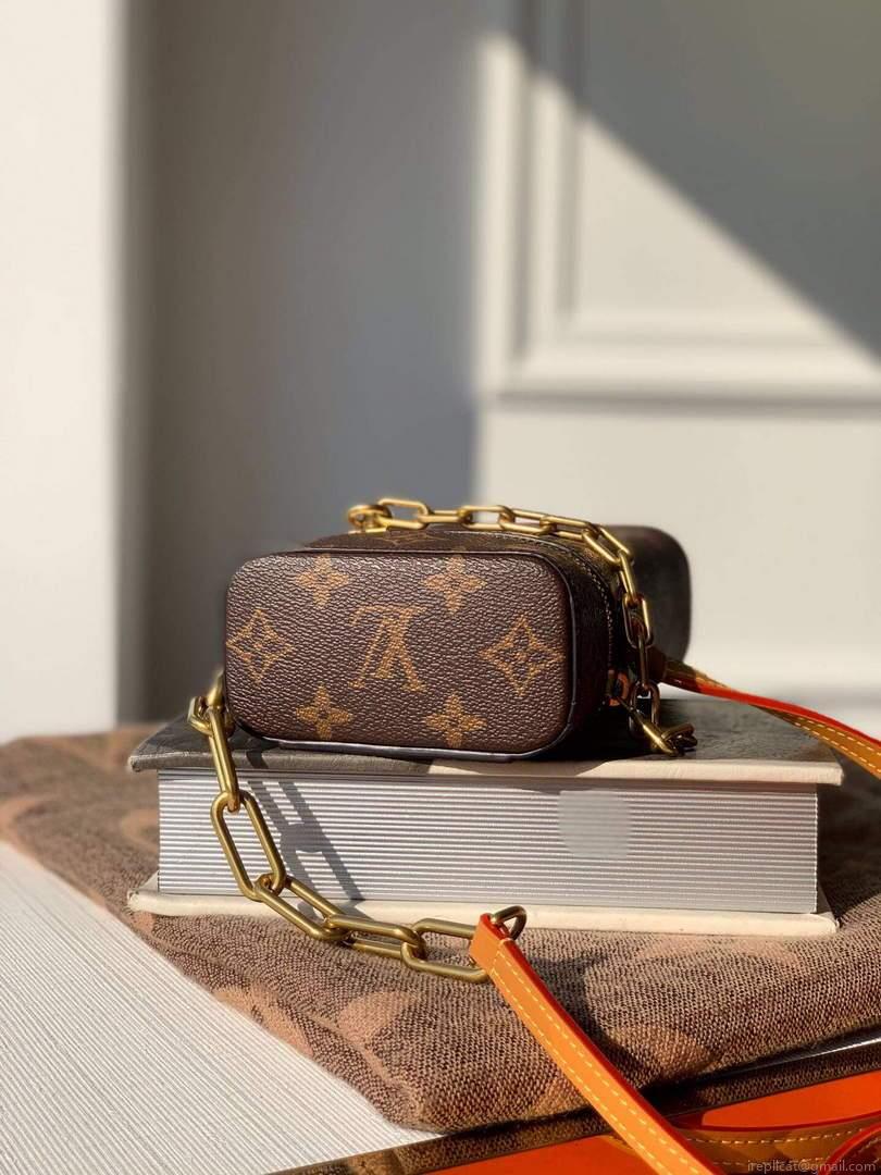 LV M44914 Louis Vuitton Phone Box Monogram