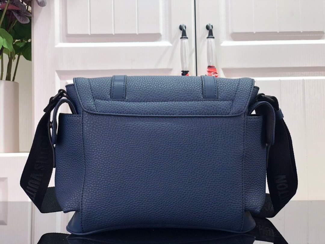 LV M58475 Louis Vuitton Christopher Messenger Bag Navy Blue M58476