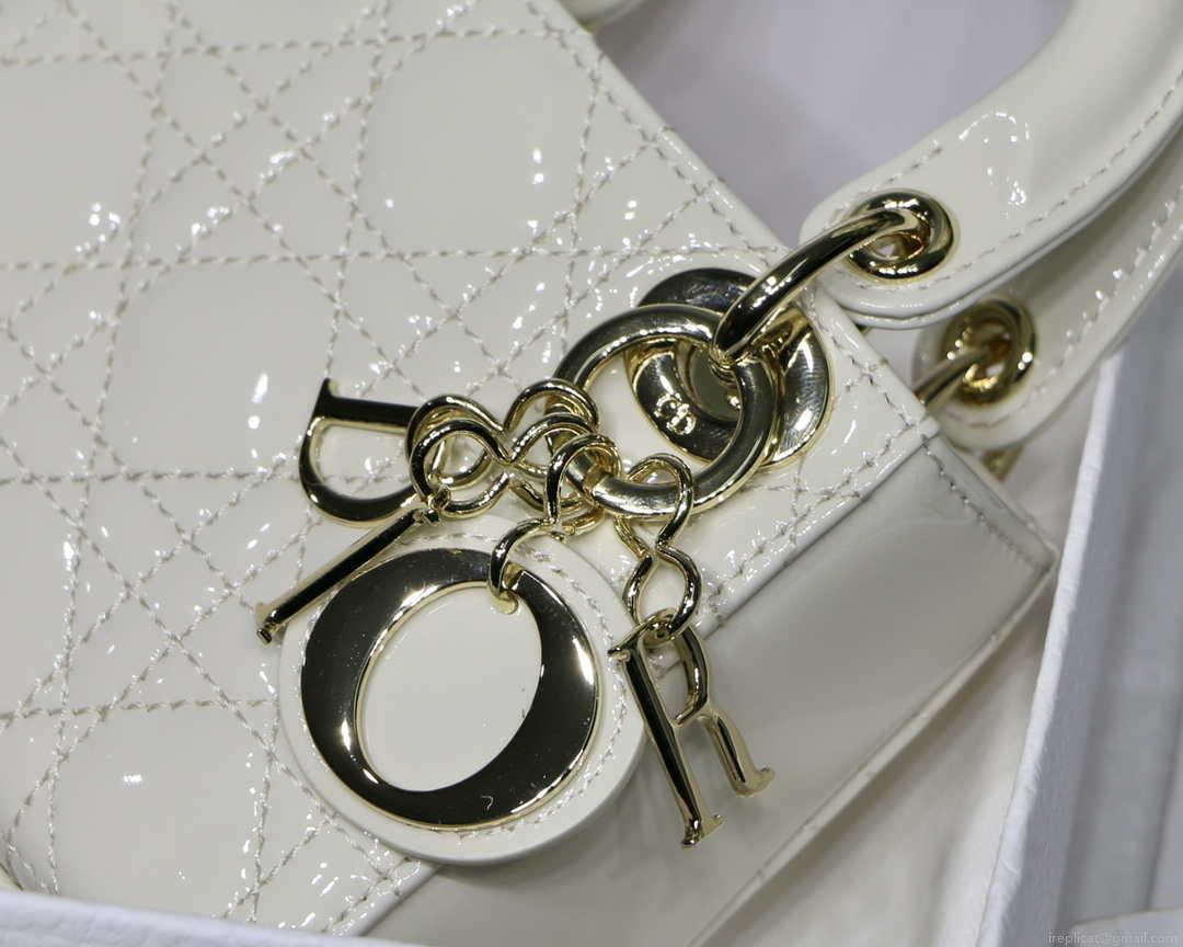 Dior MICRO LADY Dior Bag S0856 White Patent Cannage Lambskin