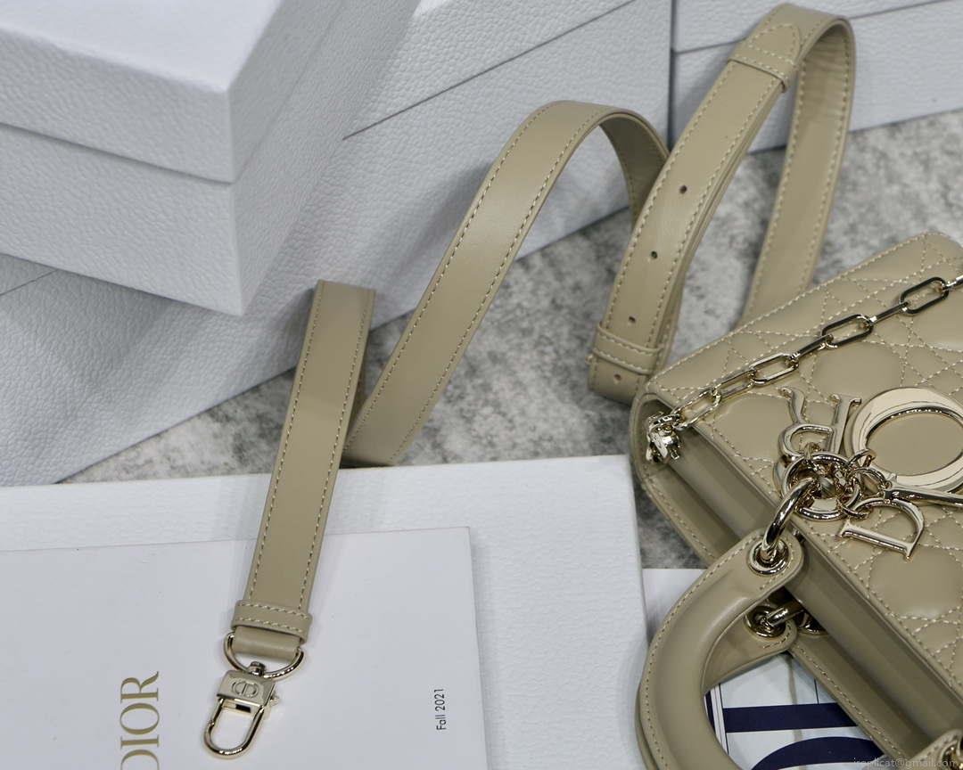 Dior M0540 Medium Lady D-Joy Bag Sand-Colored Cannage Lambskin With Heart Motif