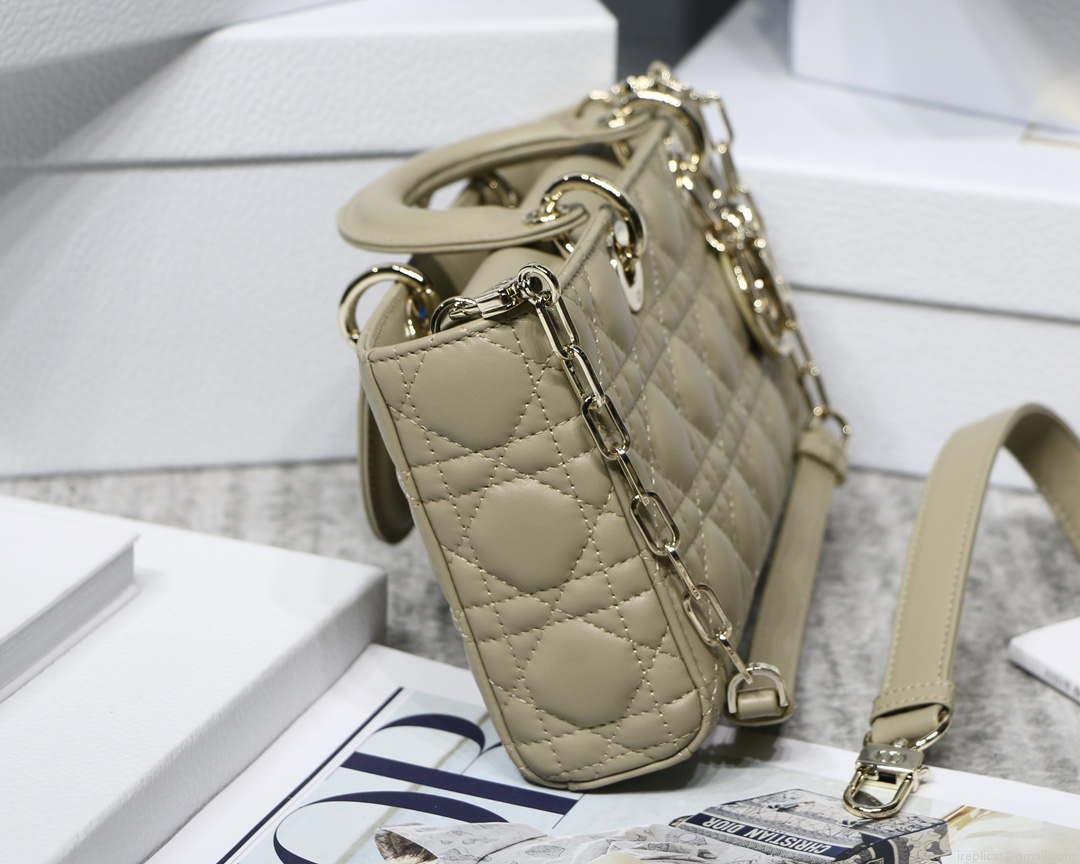 Dior M0540 Medium Lady D-Joy Bag Sand-Colored Cannage Lambskin With Heart Motif