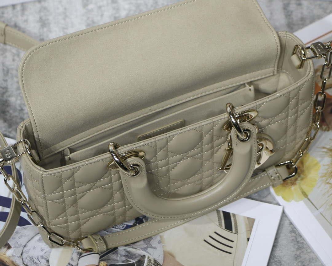 Dior M0540 Medium Lady D-Joy Bag Sand-Colored Cannage Lambskin With Heart Motif