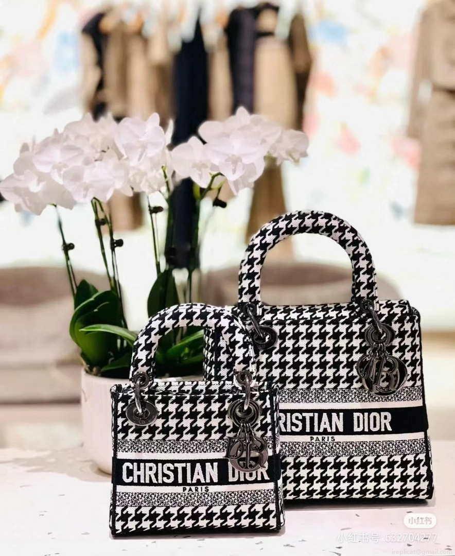 Dior M0565 Medium Lady D-Life Bag Black and White Houndstooth Embroidery