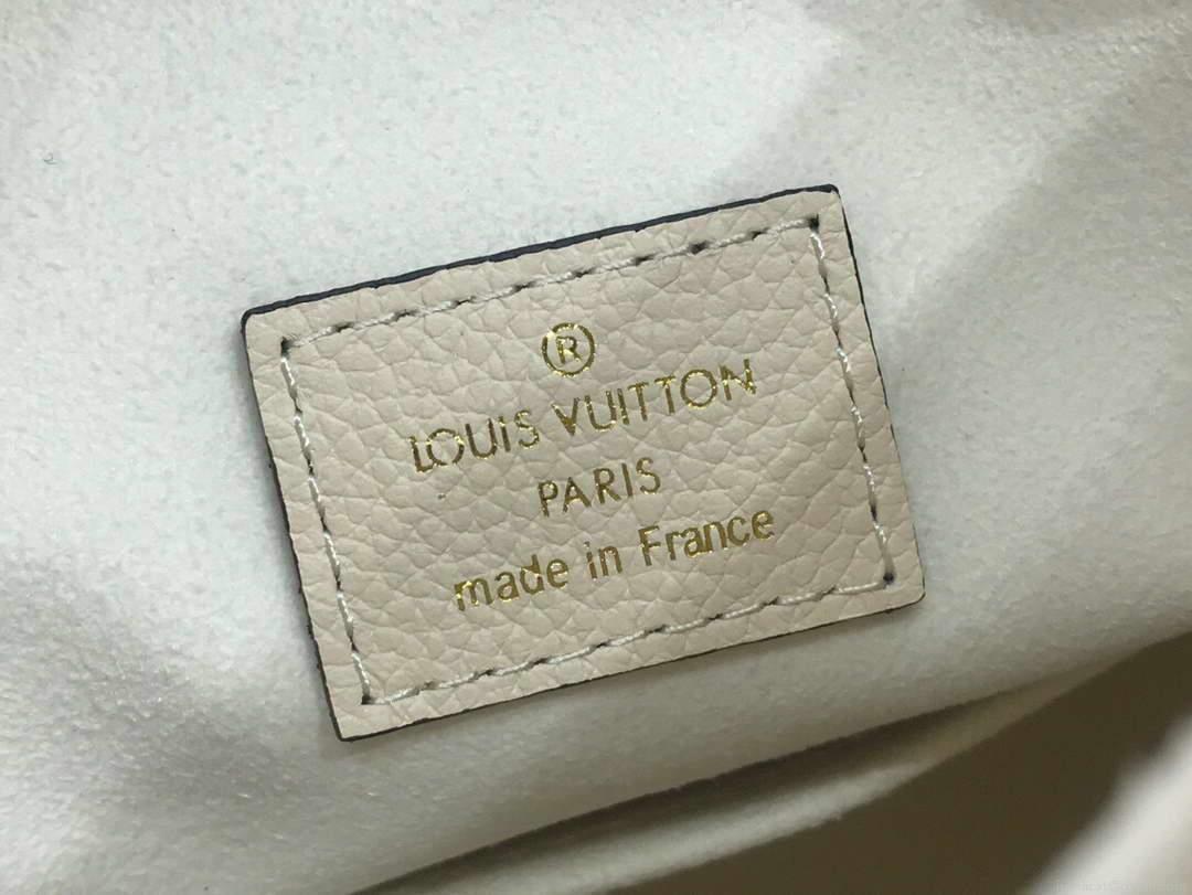LV M45698 Louis Vuitton Marshmallow Bag M45697 Cream