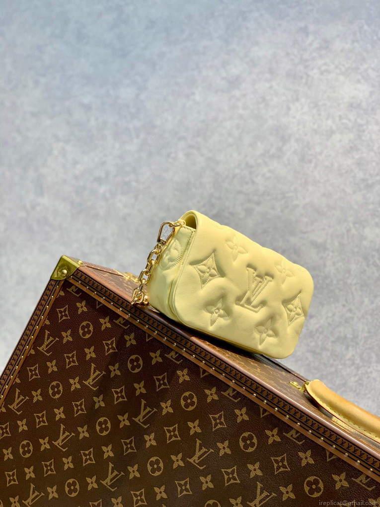 LV M81400 Louis Vuitton Wallet On Strap Bubblegram Banane Yellow