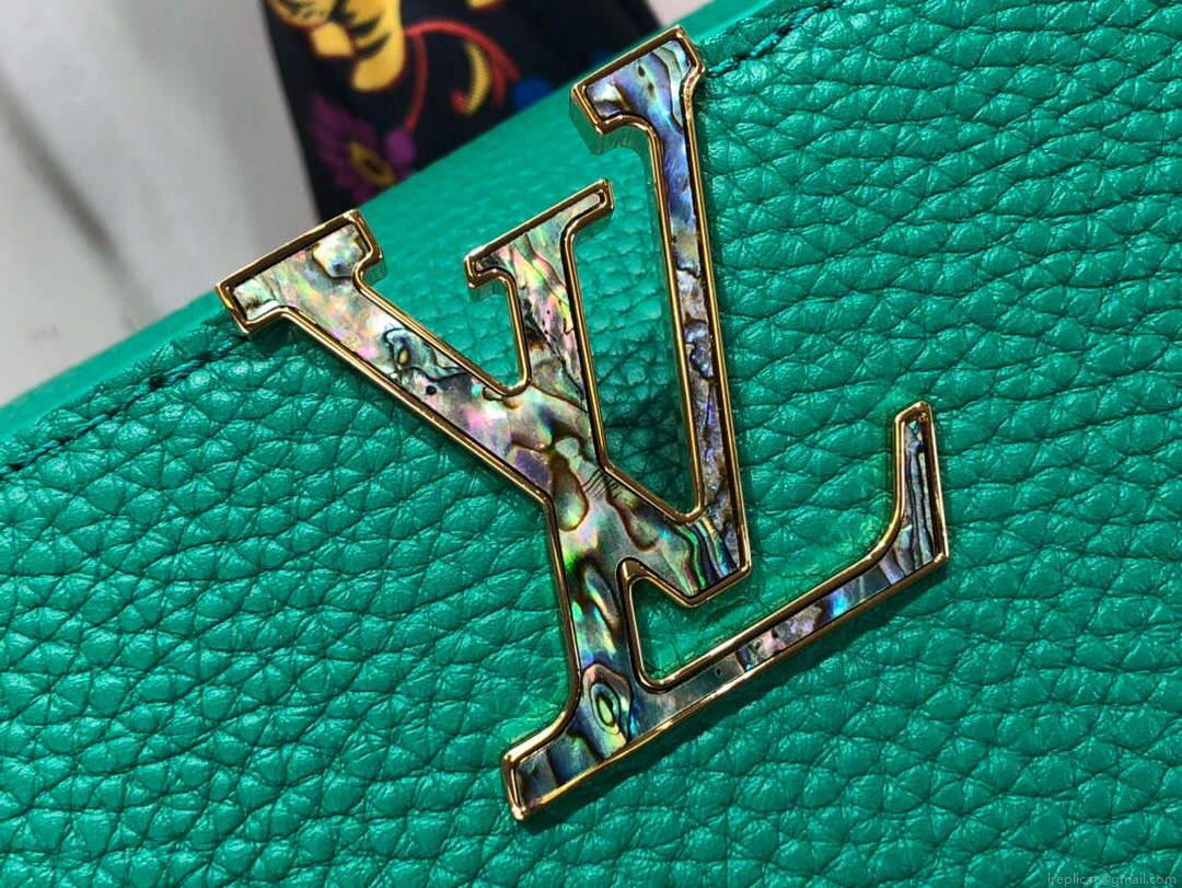 LV M59066 Louis Vuitton Capucines BB Handbag Green