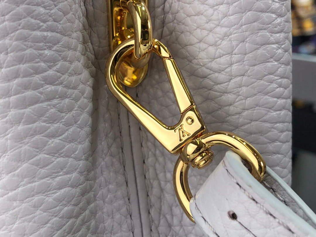 LV M56071 Louis Vuitton Capucines Mini Handbag Taro Purple