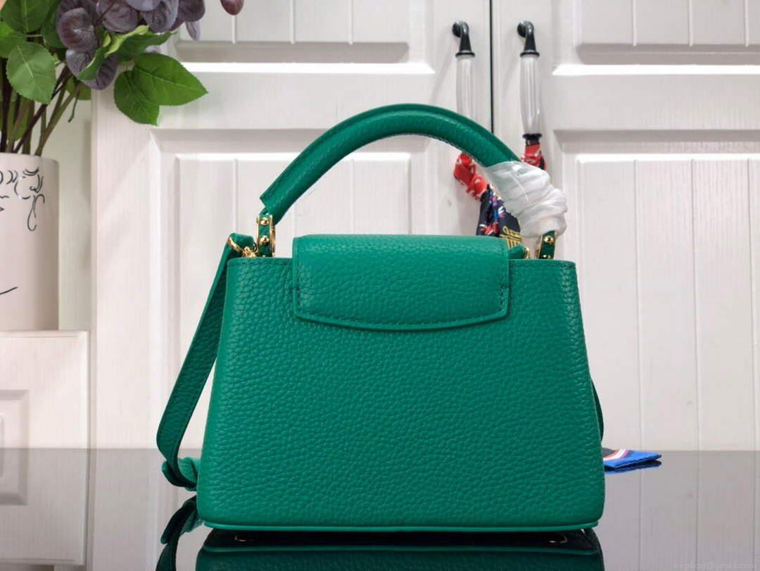 LV M56071 Louis Vuitton Capucines Mini Handbag Green