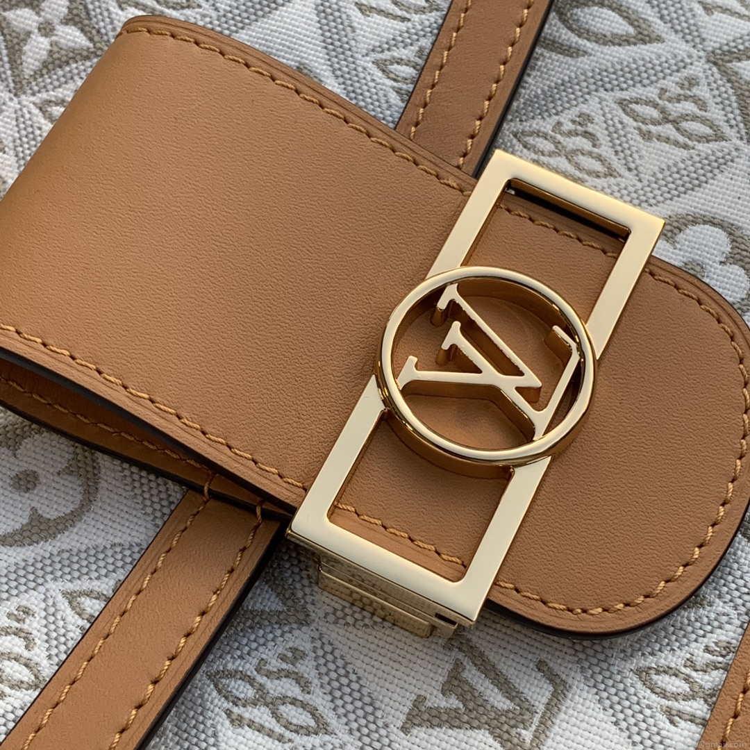 LV M59480 Louis Vuitton Dauphine Mini Bag Monogram White