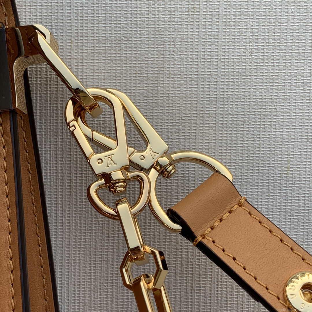 LV M59480 Louis Vuitton Dauphine Mini Bag Monogram White