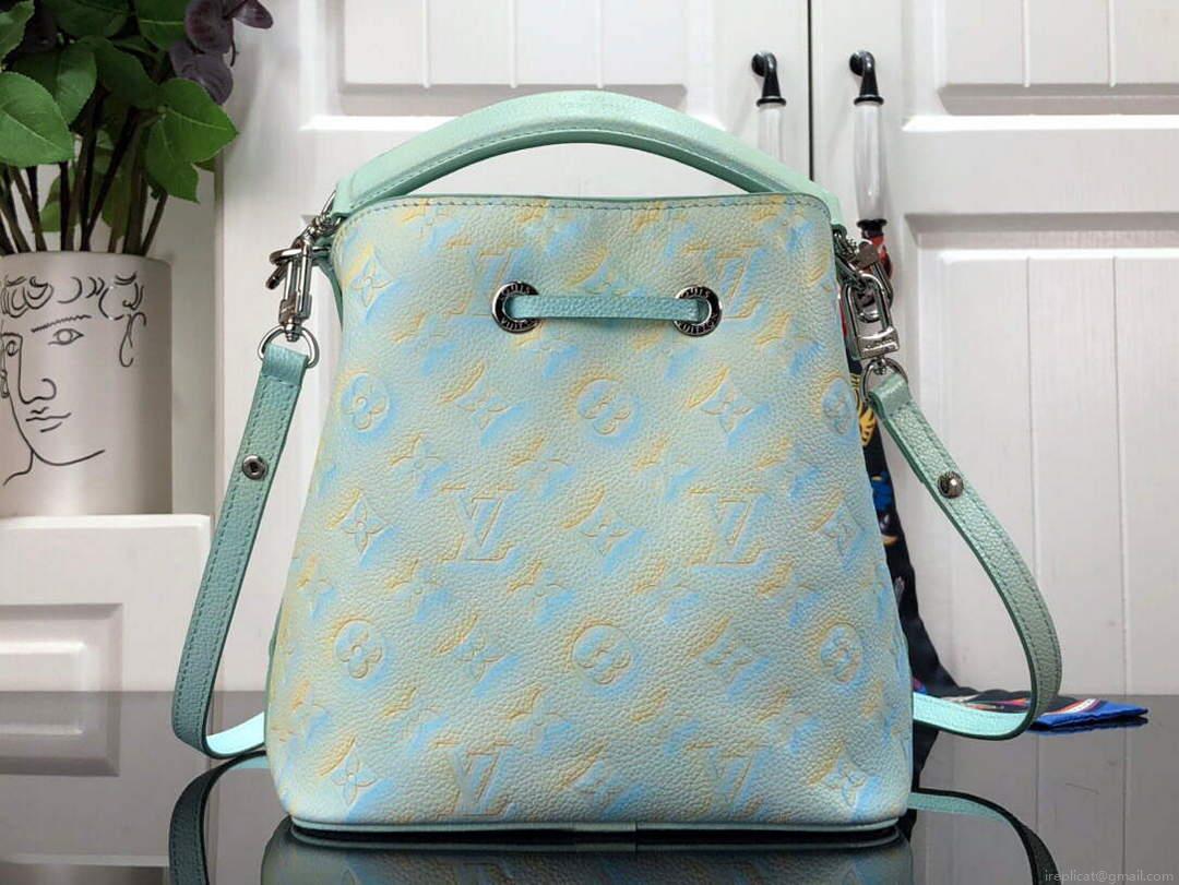 LV M46173 Louis Vuitton NÉONOÉ BB Bucket Bag Vert d’eau Green