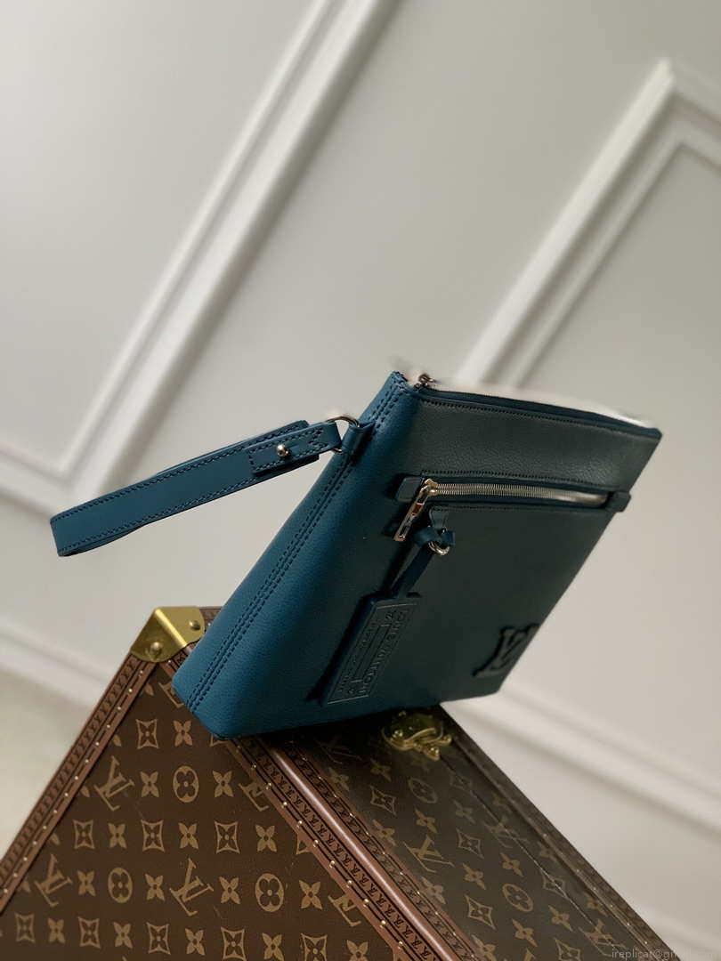 Louis Vuitton M81029 LV Aerogram Pochette iPad Blue