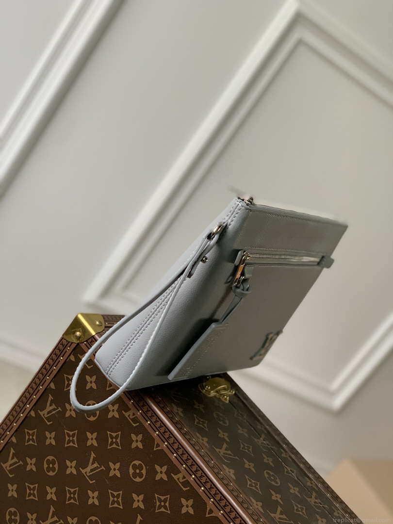 Louis Vuitton M69836 LV Aerogram Pochette iPad M69837 Gray