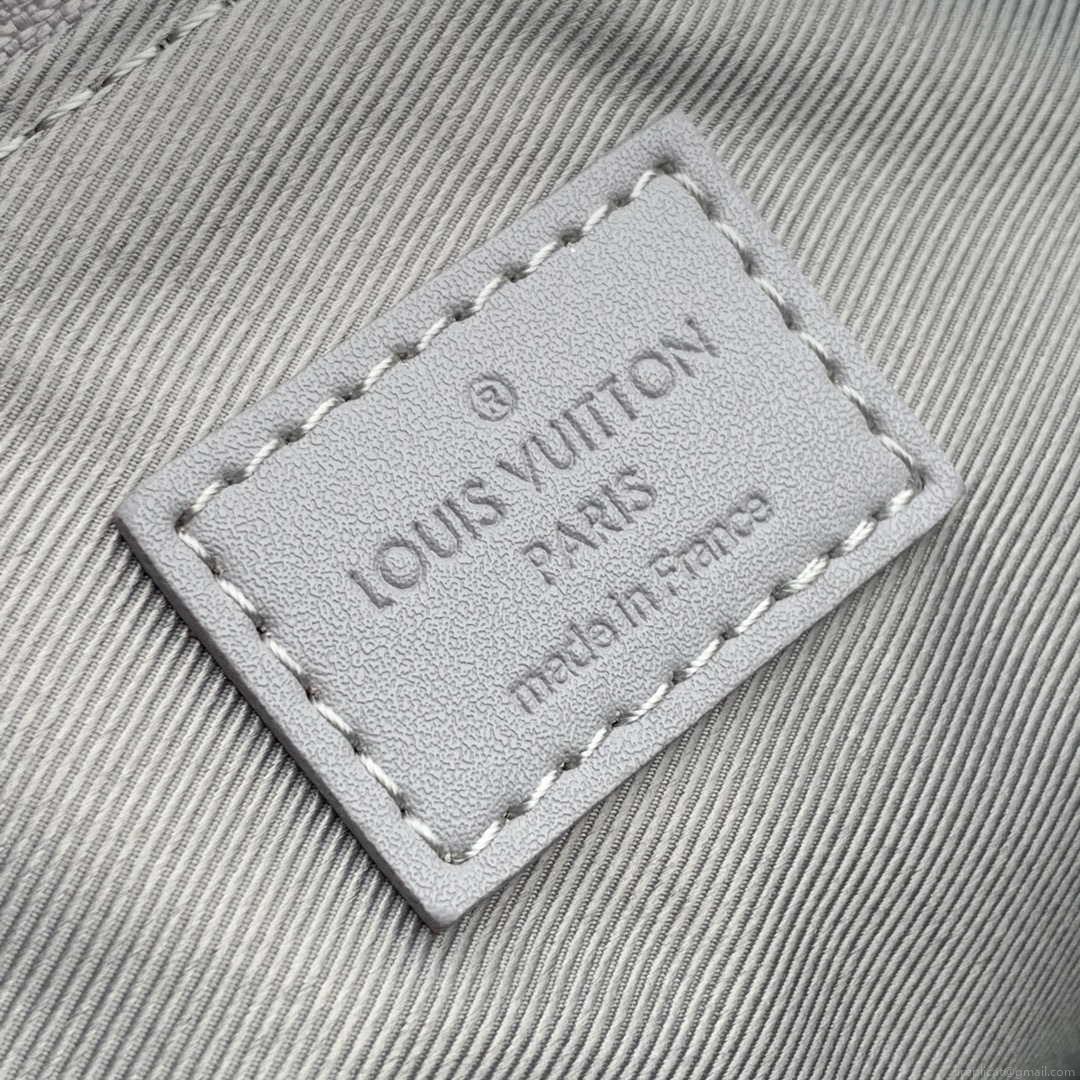 Louis Vuitton M69836 LV Aerogram Pochette iPad M69837 Gray