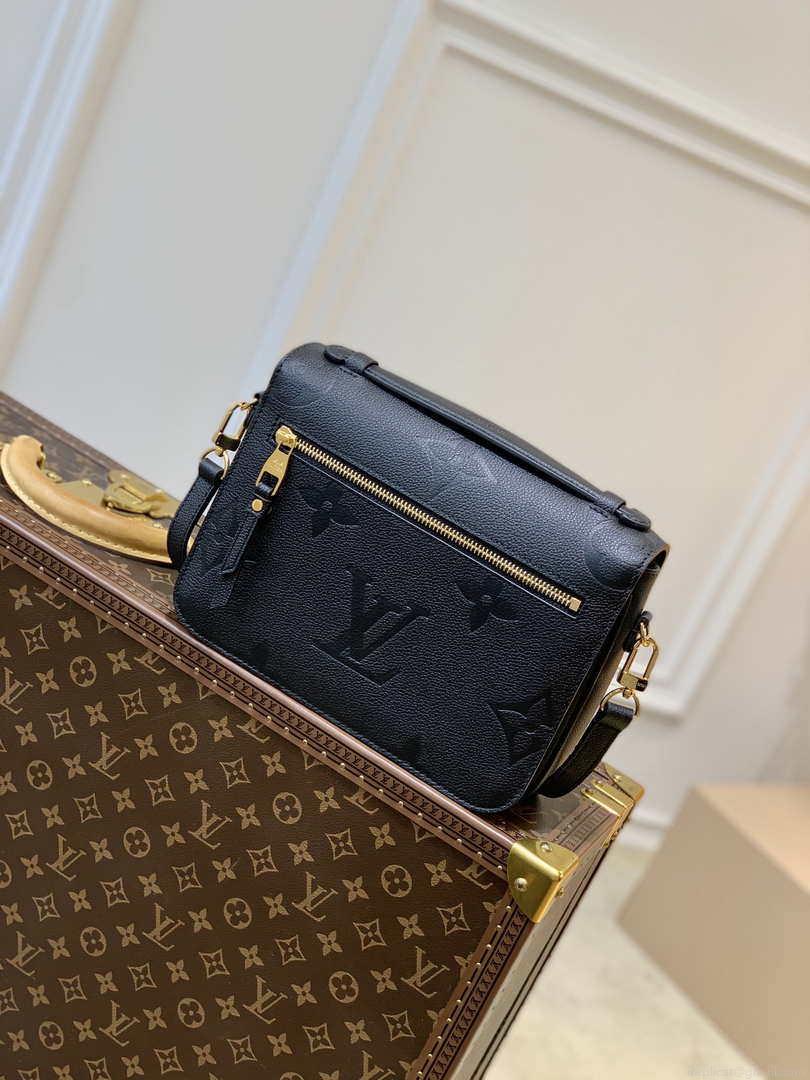 LV M59211 Louis Vuitton Empreinte Pochette Metis M41487 Black