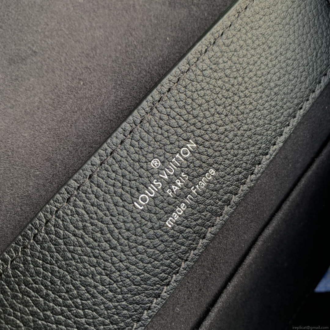 LV M20997 Louis Vuitton Lockme Ever Mini Handbag Black