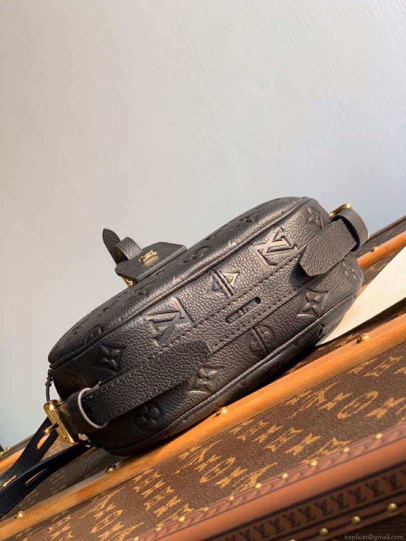 LV M45167 Louis Vuitton Boite Chapeau Souple Shoulder Bag Black
