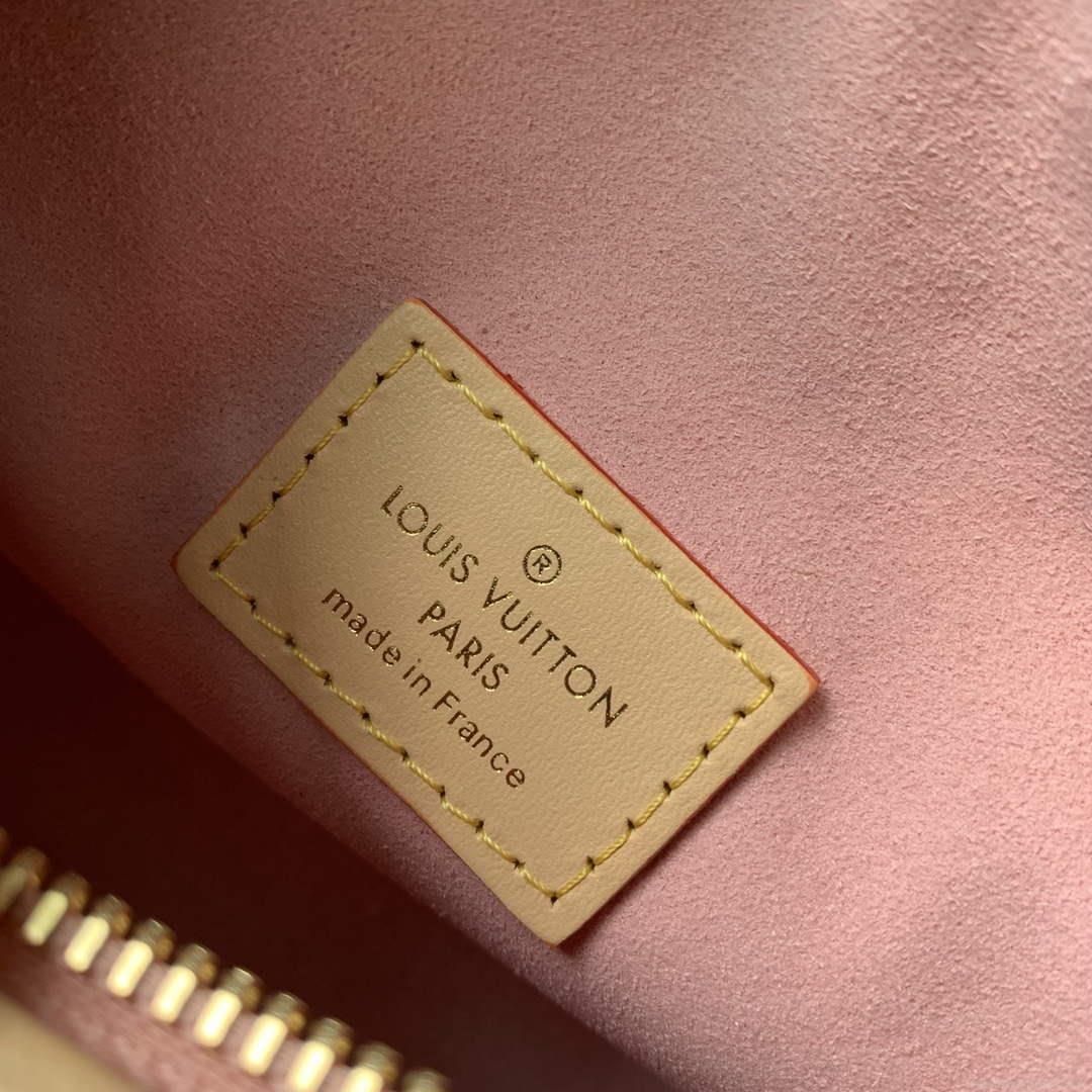 LV M22842 Louis Vuitton Side Trunk Handbag Pink