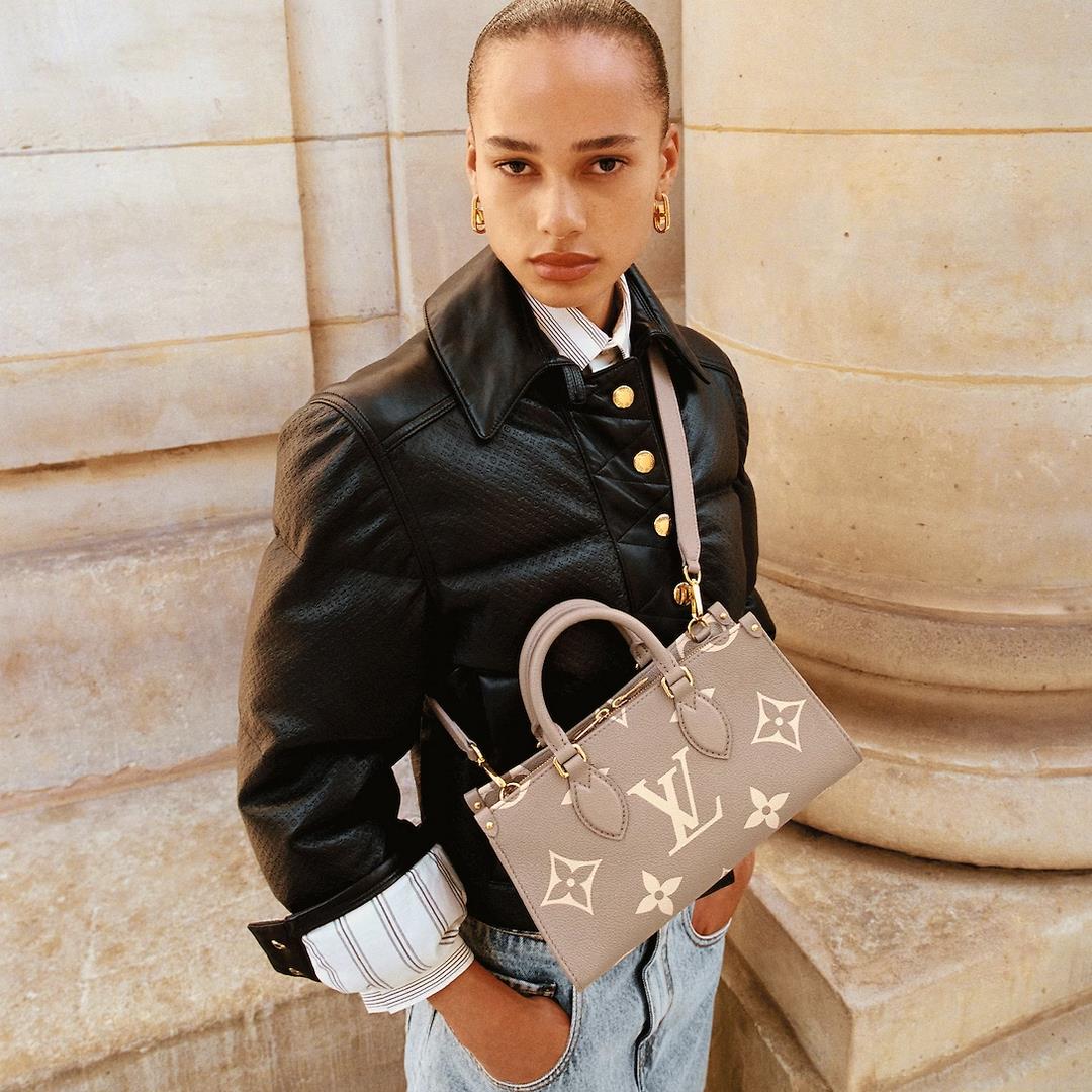 LV M23641 Louis Vuitton OnTheGo East West Tote Bag Dove/Cream