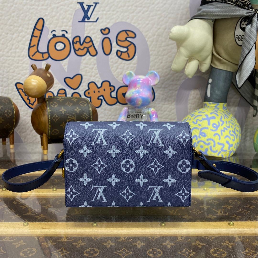 LV M82900 Louis Vuitton Steamer Wearable Wallet Ink Blue