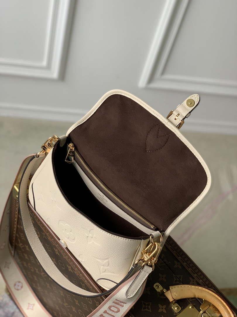 LV M46388 Louis Vuitton Diane Monogram Empreinte Leather White