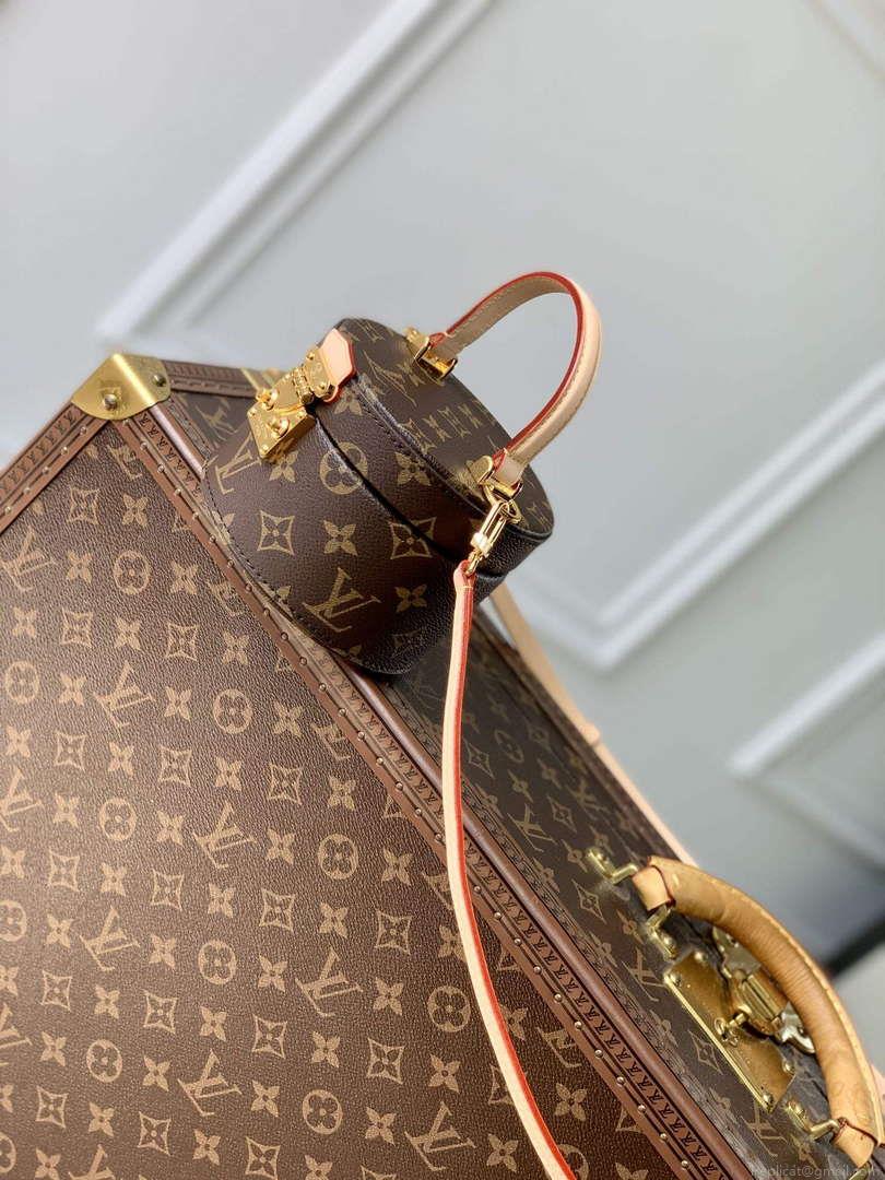 LV M46933 Louis Vuitton Scott Bag Monogram