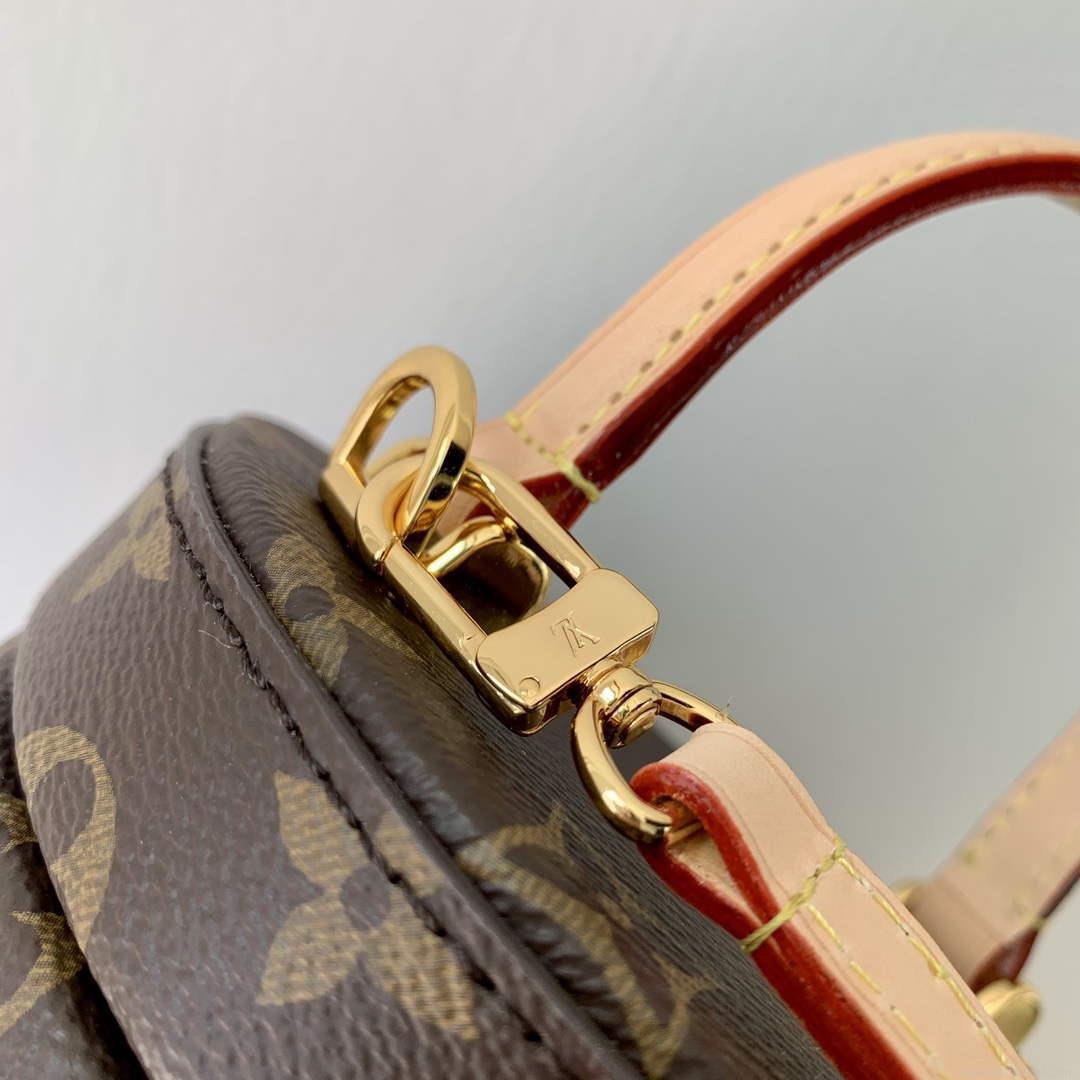 LV M46933 Louis Vuitton Scott Bag Monogram