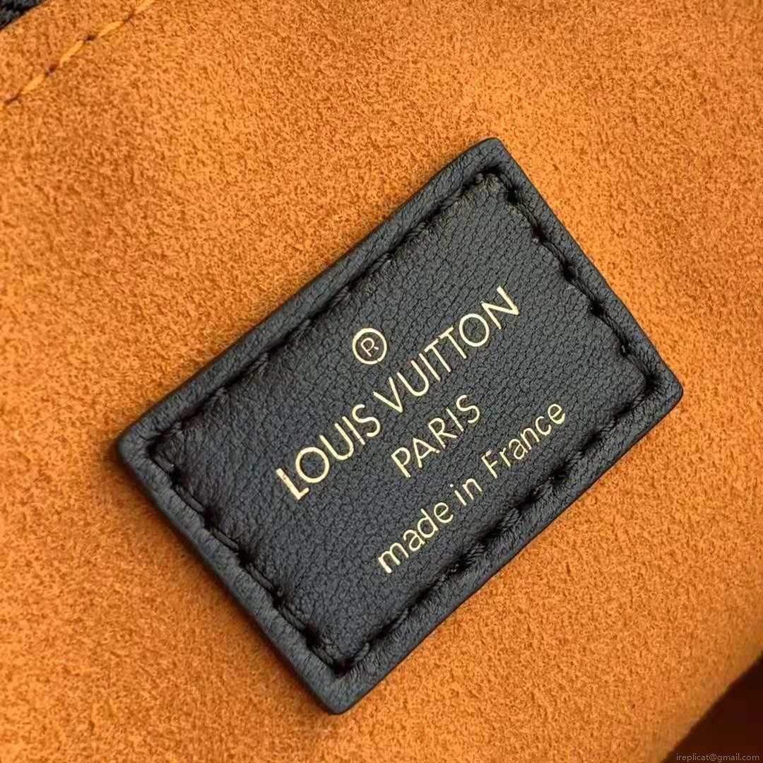 LV M57783 Louis Vuitton Coussin MM Embossed puffy Lambskin Bag Black