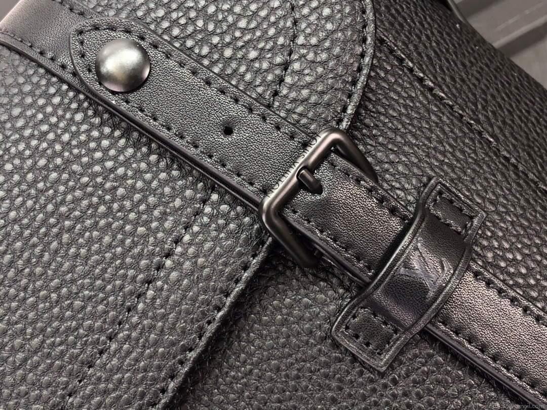 LV M58476 Louis Vuitton Christopher Messenger Bag Black M58475