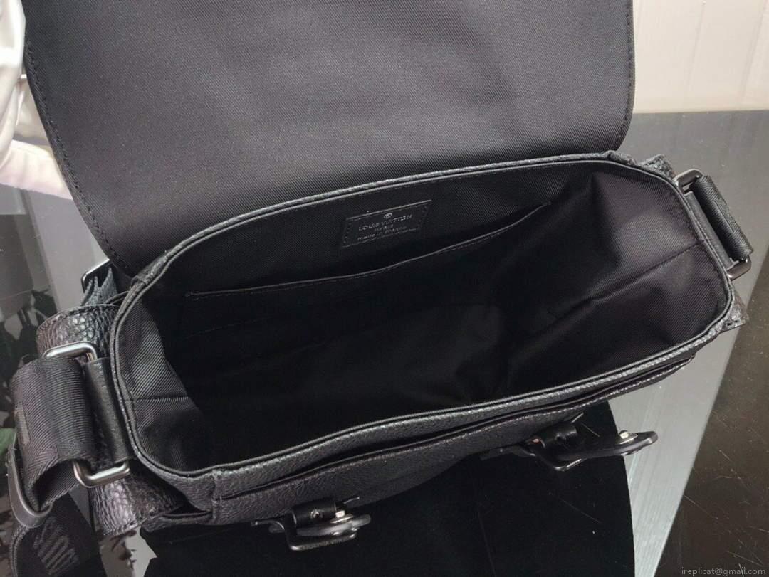 LV M58476 Louis Vuitton Christopher Messenger Bag Black M58475