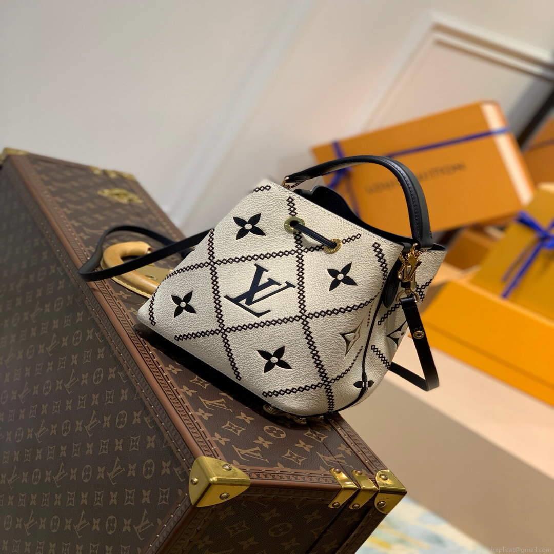 LV M46023 Louis Vuitton NÉONOÉ BB Bucket Bag Beige