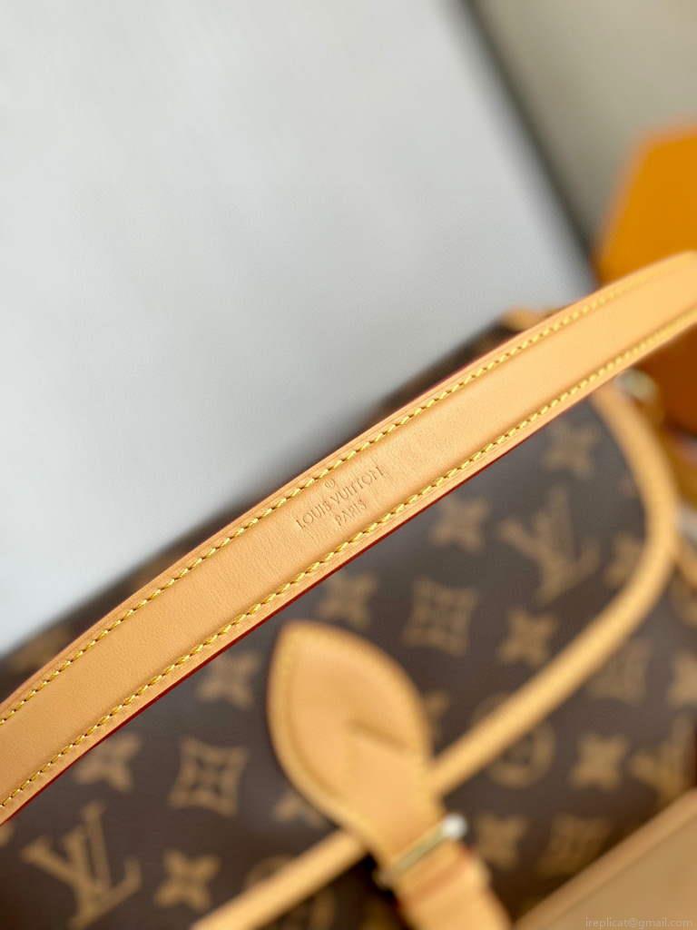 Louis Vuitton LV M45985 Diane Monogram Crossbody bag